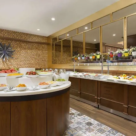 Ramada Plaza Atakoy 5* Istanbul